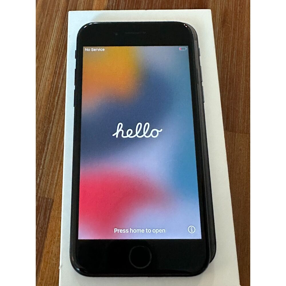 iPhone 7 128GB in White box (works)